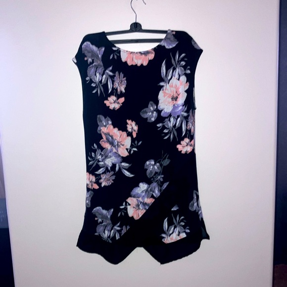 Ricki’s Floral Dress Top - Picture 2 of 5